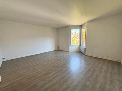 Appartement - 101 m² - 4 pièces