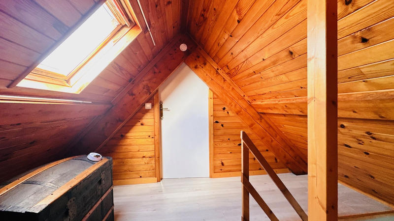 Maison - 200 m² - 10 pièces