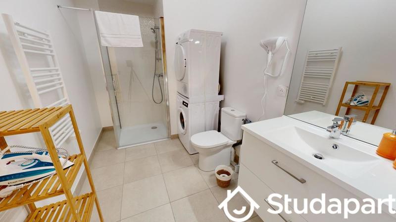 Chambre - 9 m² - 1 pièce