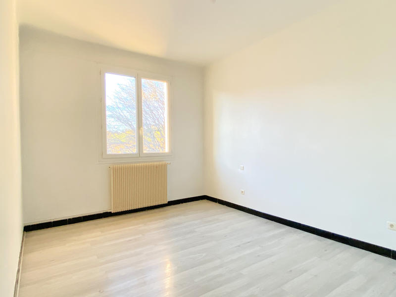 Appartement - 97 m² - 3 pièces