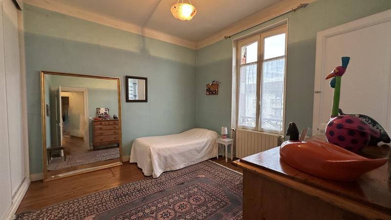 Maison bourgeoise - 202 m² - 8 pièces