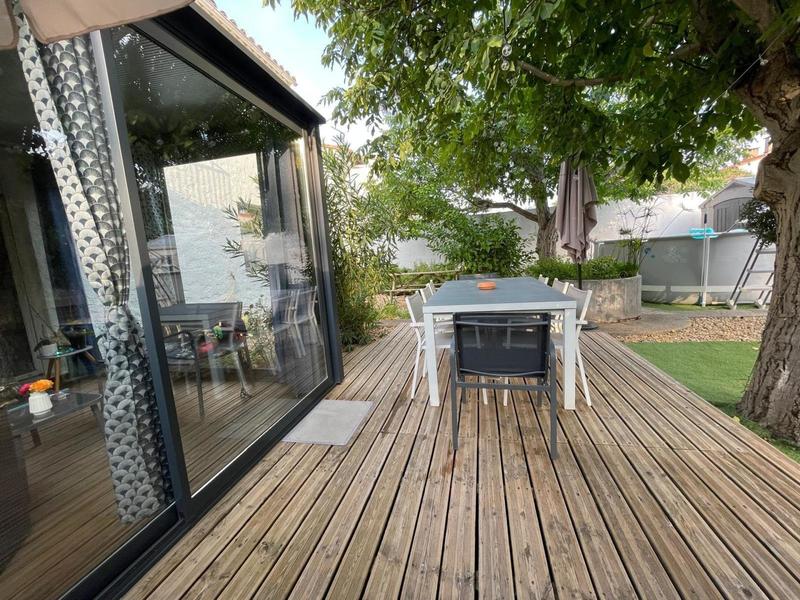 Villa - 100 m² - 5 pièces