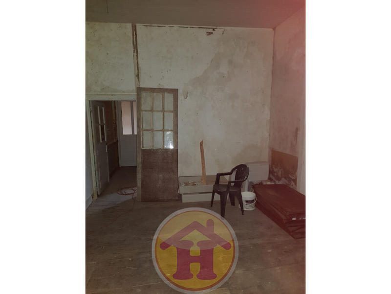 Maison - 615 m² - 22 pièces