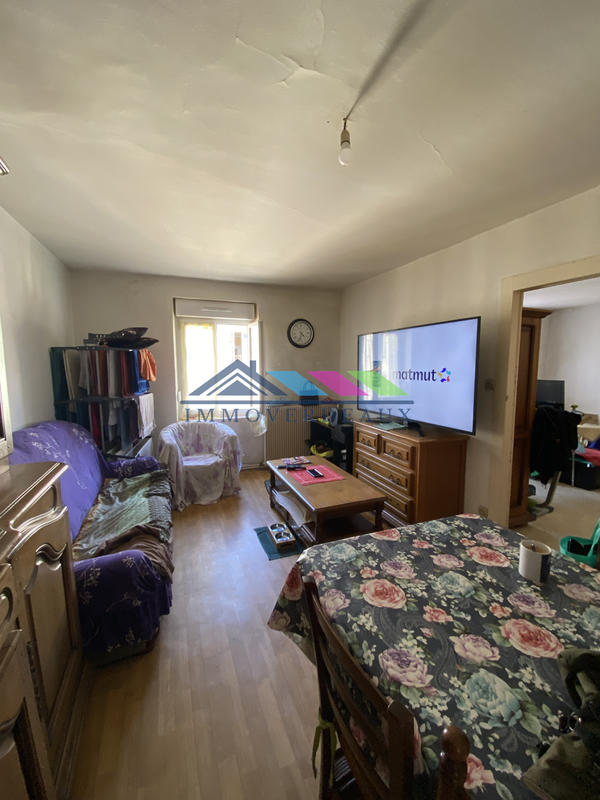 Immeuble - 140 m² - 8 pièces