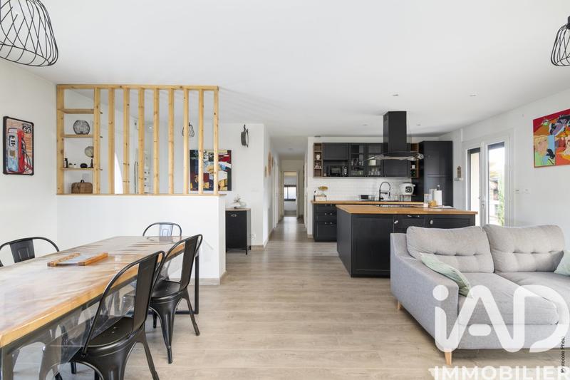 Maison - 120 m² - 5 pièces