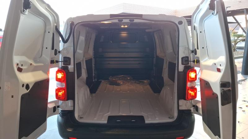 Peugeot Expert m Electrique 75 Kwh 136 ch Standard