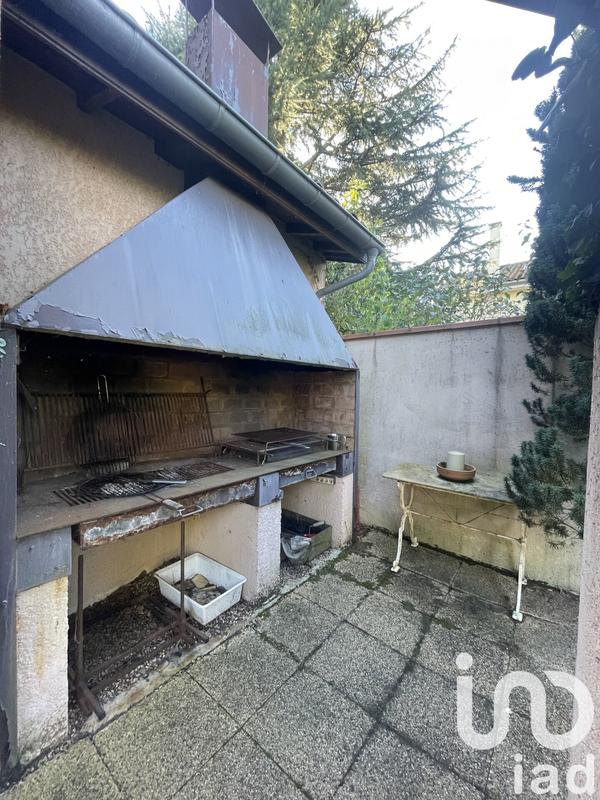 Maison - 231 m² - 7 pièces