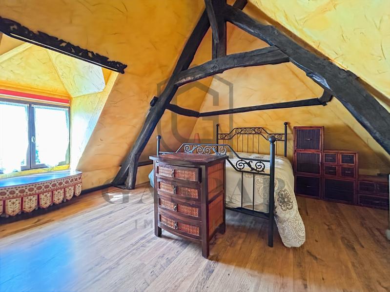 Maison - 143 m² - 5 pièces