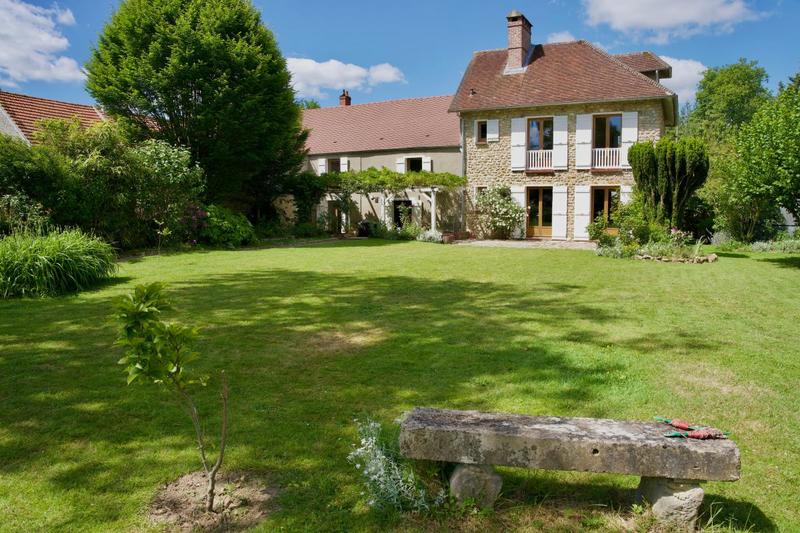 Maison - 265 m² - 7 pièces