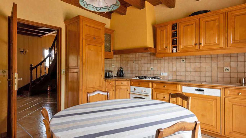 Maison - 190 m² - 6 pièces