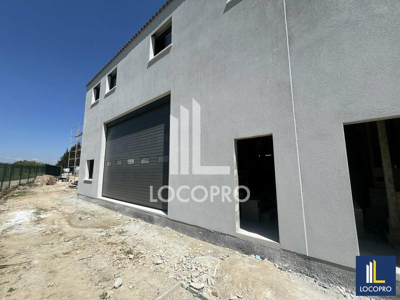 Local d'activité / Entrepôt - 380 m²