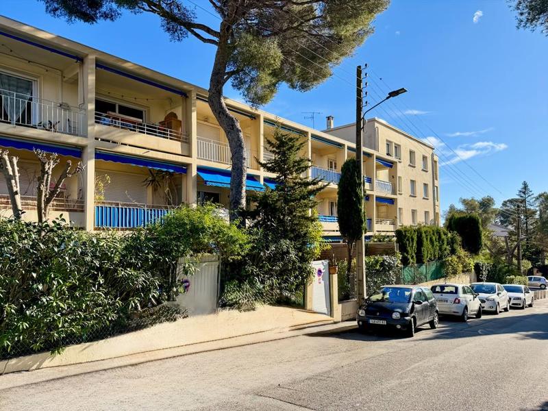 Appartement - 79 m² - 4 pièces