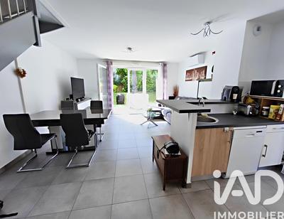 Maison - 87 m² - 4 pièces