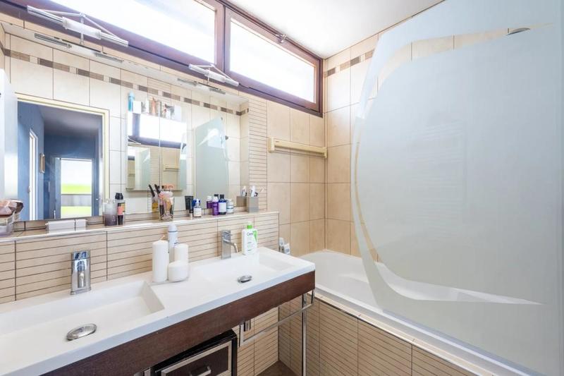 Appartement - 91 m² - 5 pièces