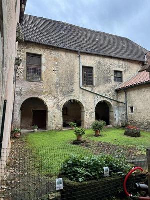 Propriété - 410 m² - 10 pièces