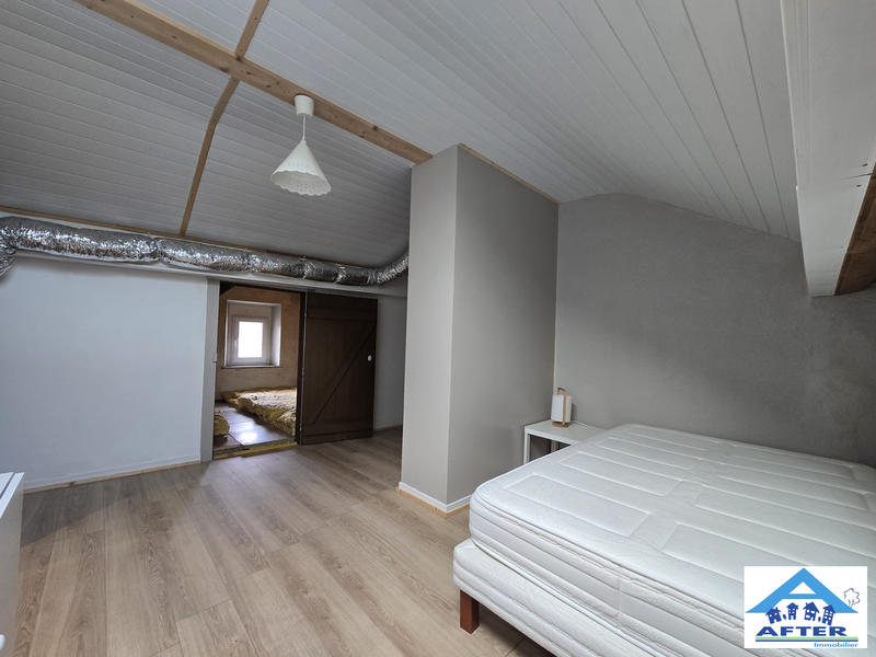 Maison - 97 m² - 5 pièces