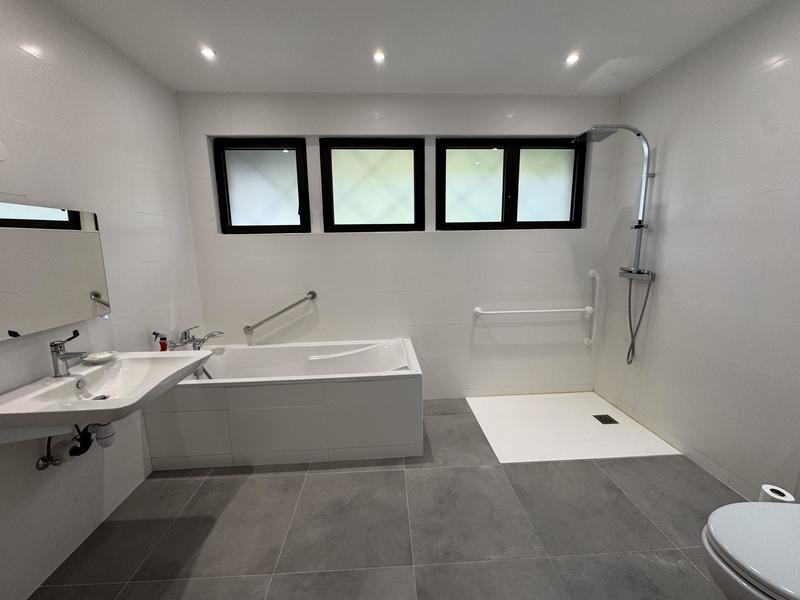 Maison - 236 m² - 7 pièces