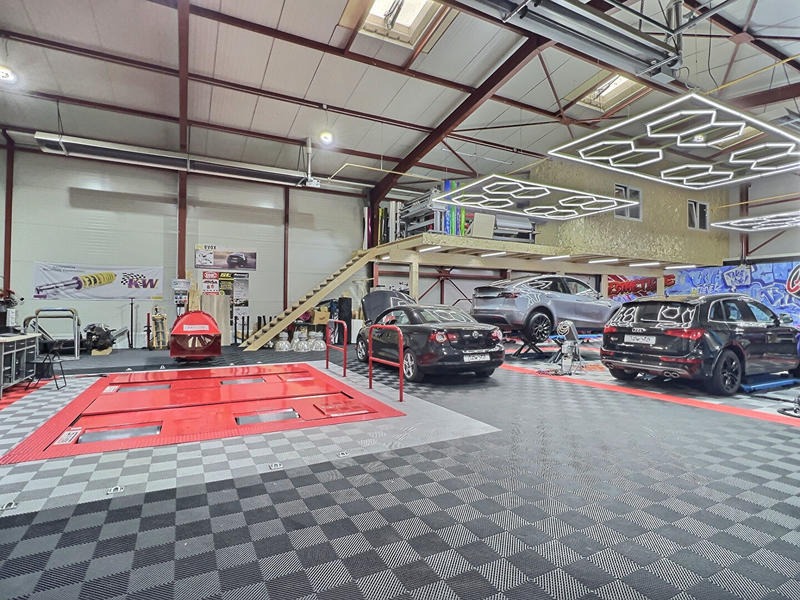 Local commercial - 458 m²