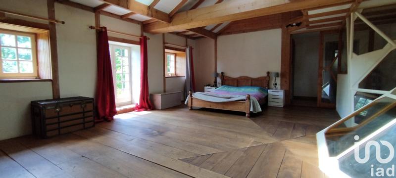 Maison - 217 m² - 7 pièces