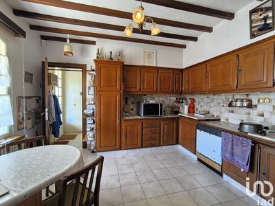 Maison - 196 m² - 7 pièces