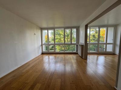 Appartement - 77 m² - 4 pièces