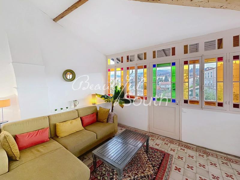 Maison chambre d'hôtes - 212 m² - 8 pièces