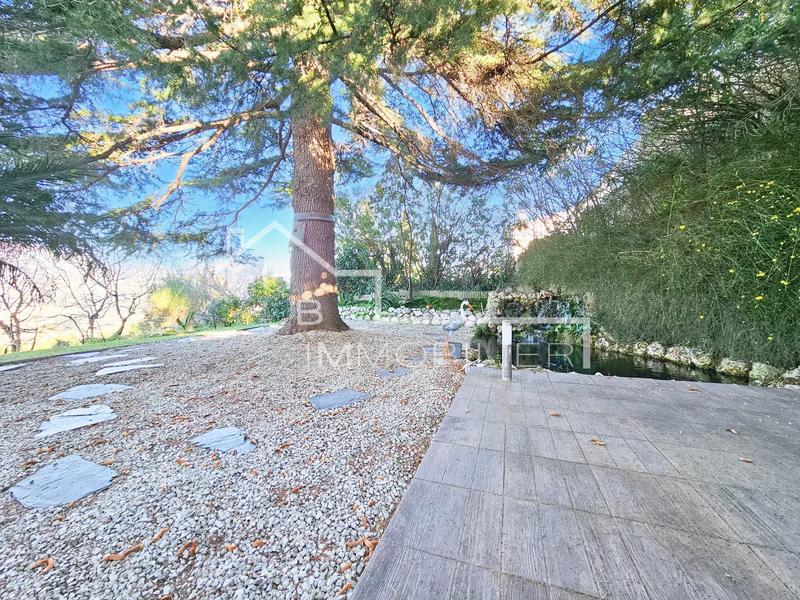 Maison - 155 m² - 4 pièces