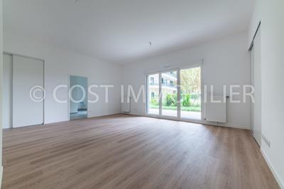 Appartement - 121 m² - 6 pièces