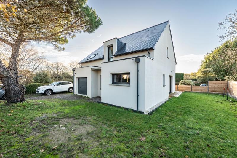 Maison de ville - 120 m² - 5 pièces