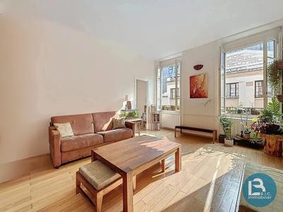 Appartement - 102 m² - 5 pièces