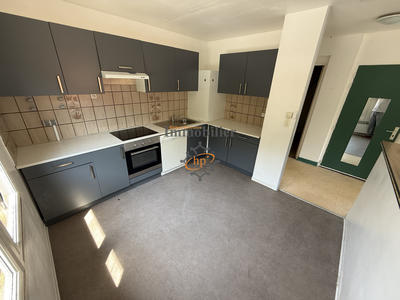 Appartement - 90 m² - 4 pièces