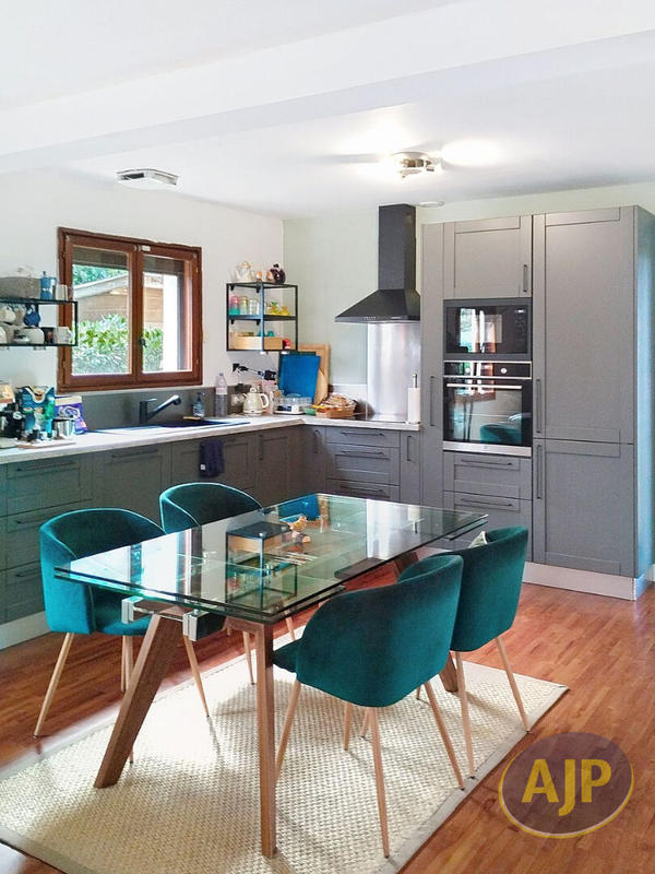 Maison - 160 m² - 5 pièces