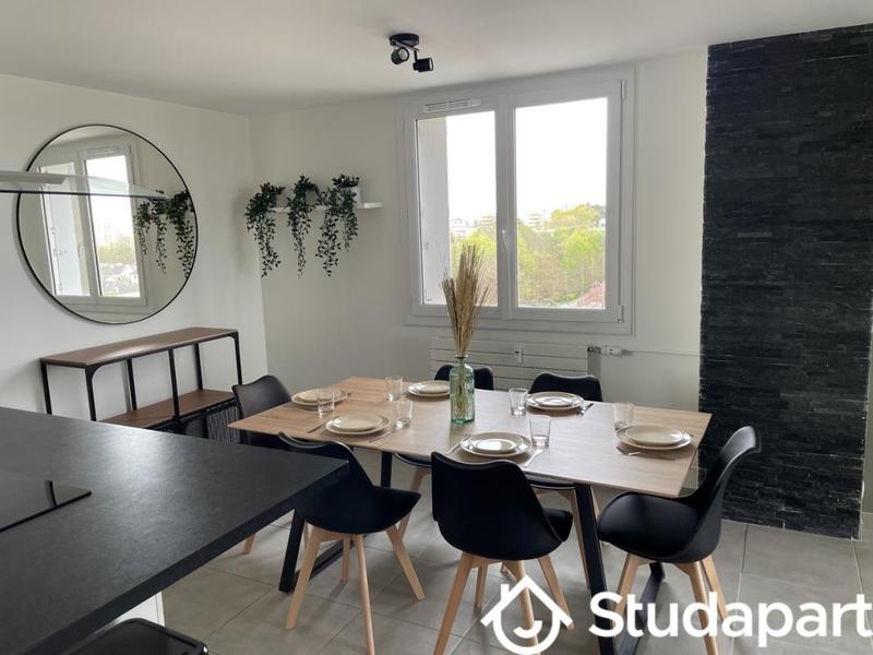 Appartement - 84 m² - 4 pièces