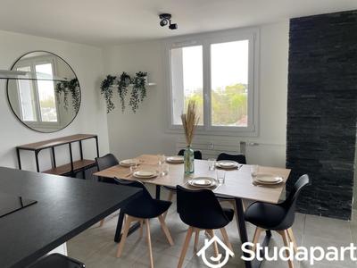 Appartement - 84 m² - 4 pièces