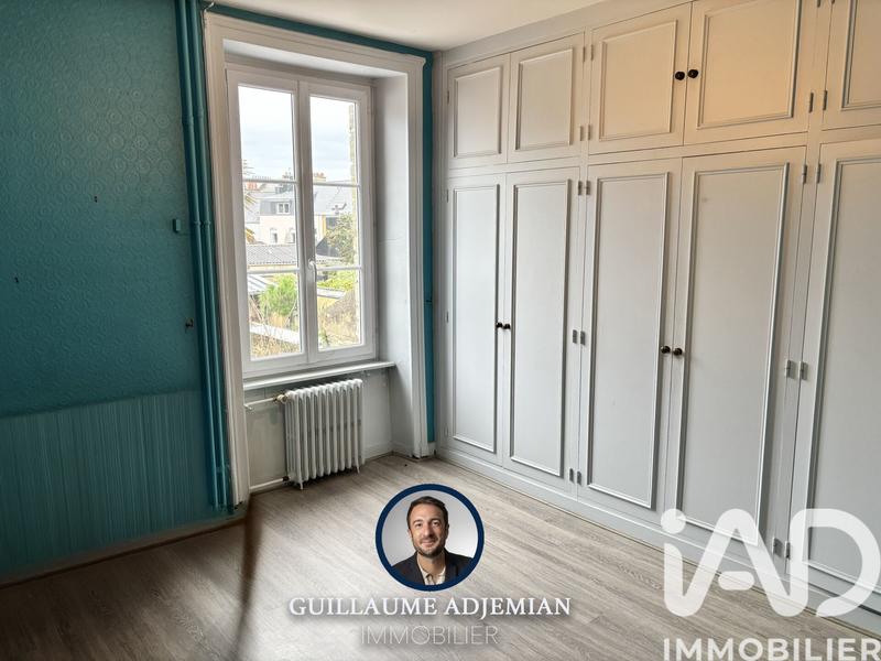 Maison de ville - 170 m² - 10 pièces