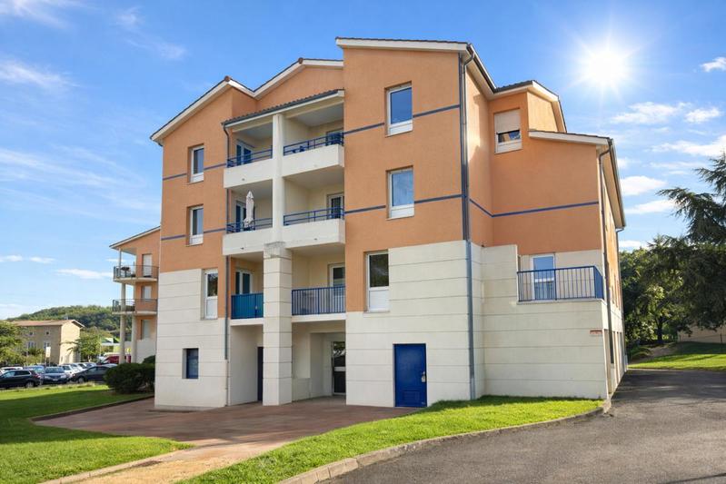 Appartement ancien - 80 m² - 4 pièces