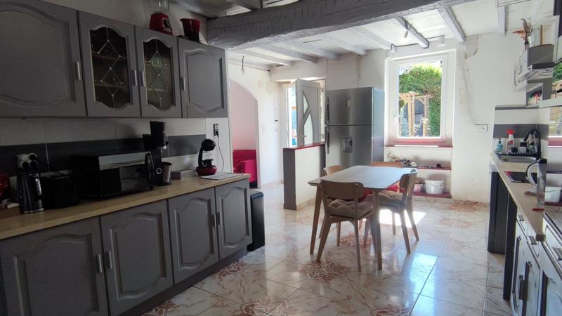 Propriété - 237 m² - 12 pièces