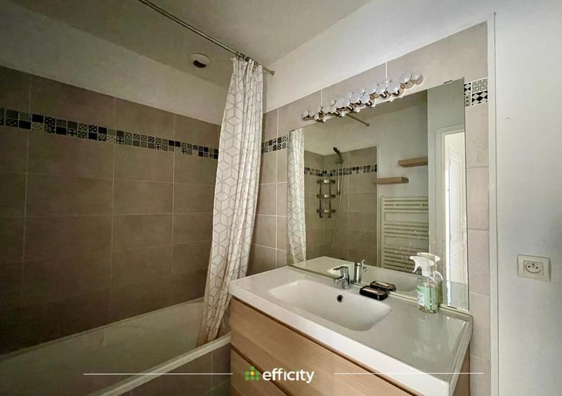 Appartement - 76 m² - 3 pièces