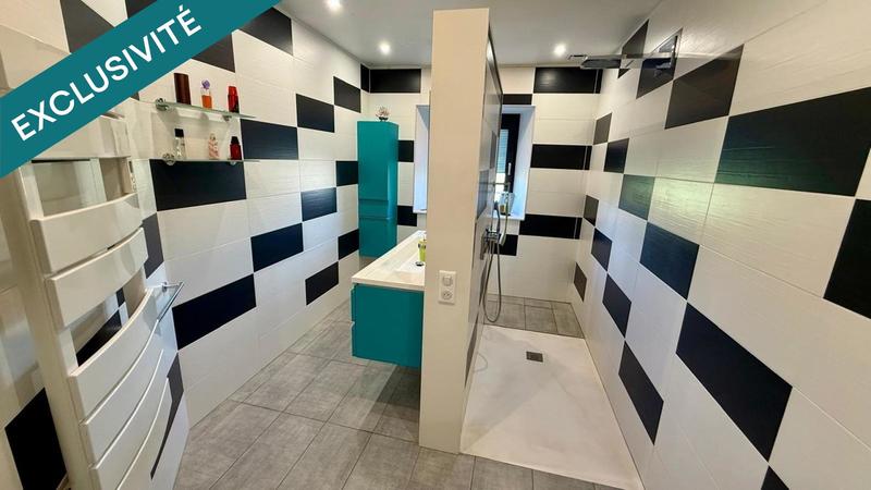 Maison - 180 m² - 5 pièces