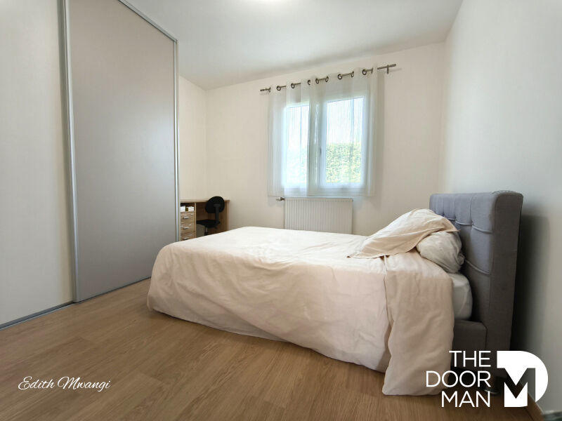 Maison - 100 m² - 5 pièces