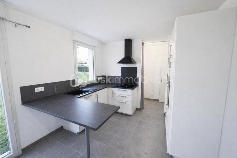 Maison - 84 m² - 5 pièces