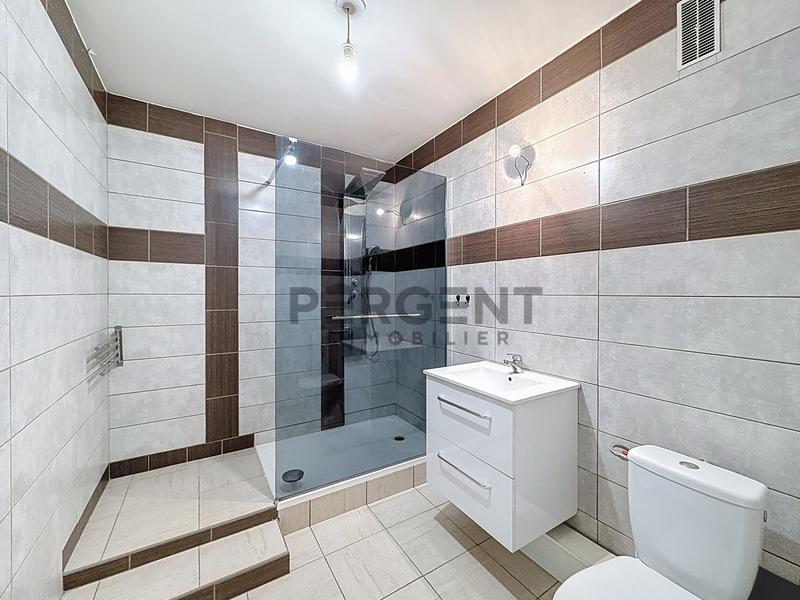 Appartement - 65 m² - 2 pièces