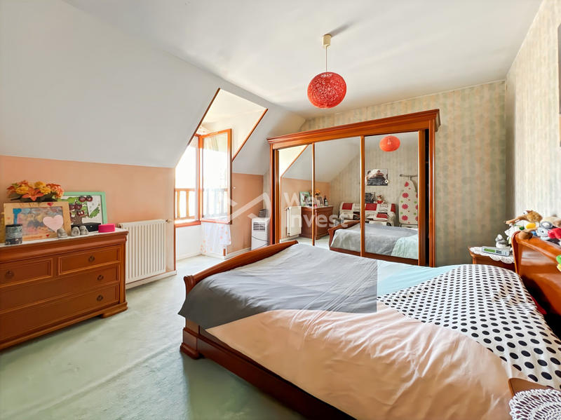 Maison - 101 m² - 6 pièces