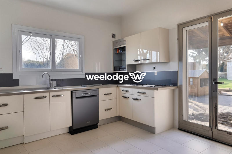 Maison - 172 m² - 6 pièces