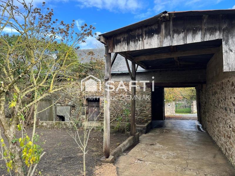 Local commercial - 210 m² - 6 pièces