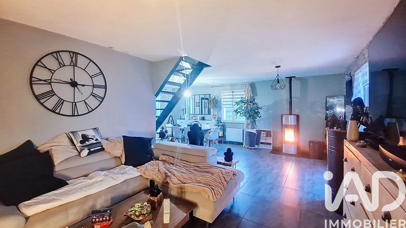 Maison - 95 m² - 5 pièces