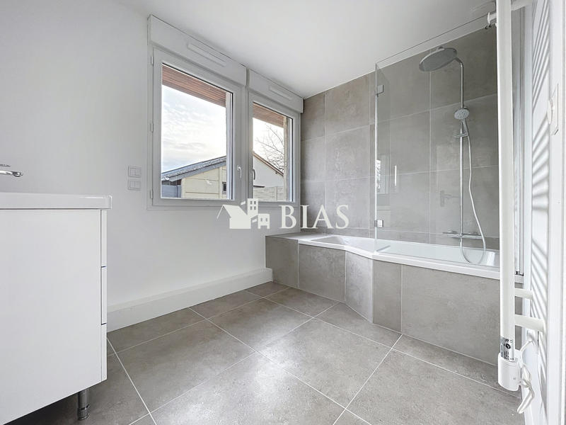 Maison - 114 m² - 4 pièces