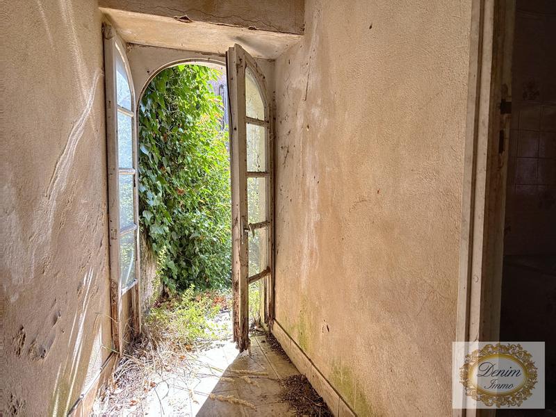 Maison ancienne - 300 m² - 6 pièces