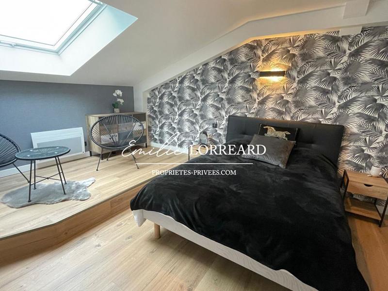 Maison - 480 m² - 13 pièces