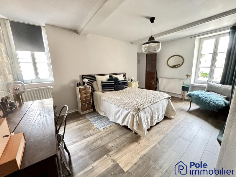 Maison ancienne - 173 m² - 6 pièces